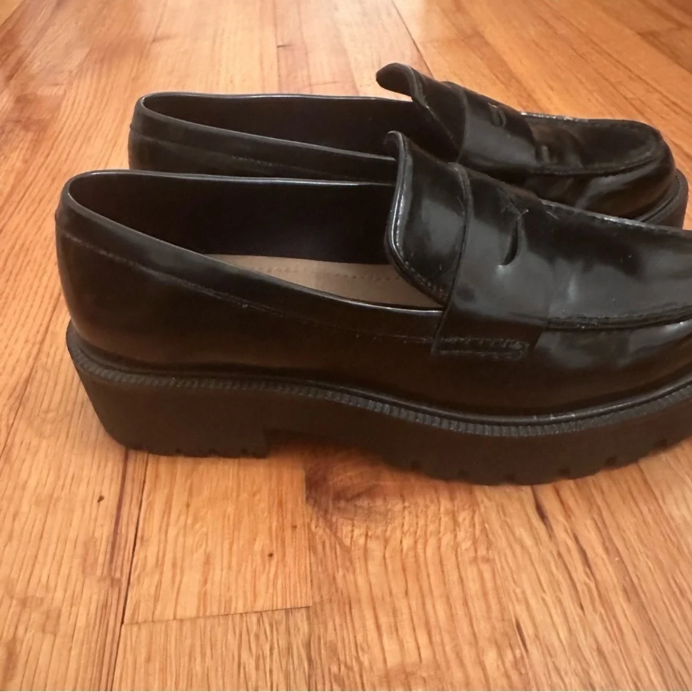 H&M women’s Chunky Black Loafers Size 35